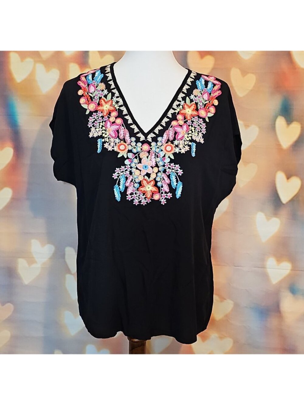 Luna Moon Sz M Boho Black Embroidered V-Neck Top Floral Peasant Blouse